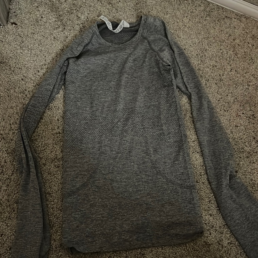 long sleeve swiftly tech in gray size 0